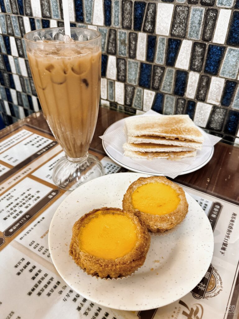 香港|美食TOP7,米其林推薦燒臘、爆漿阿華田西多士還有名人推薦老牌咖啡室 香港澳門|米其林推薦燒臘、街頭小吃,還有最強糖水、爆漿阿華田西多士