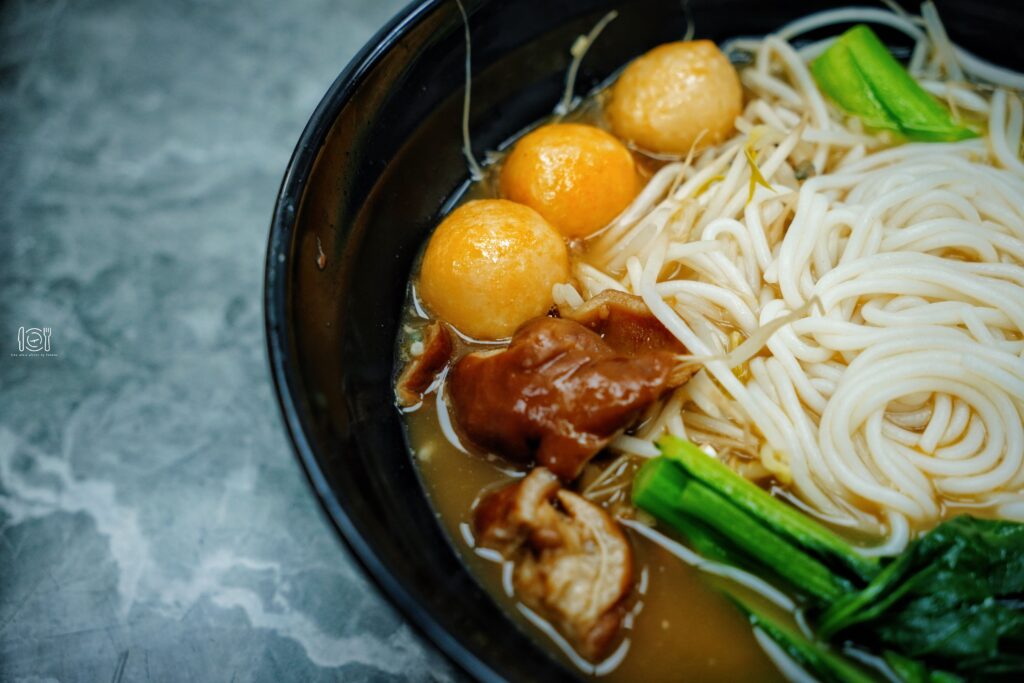 香港|2026持續更新,香港美食TOP13:米其林推薦、在地人大推車仔麵都要吃