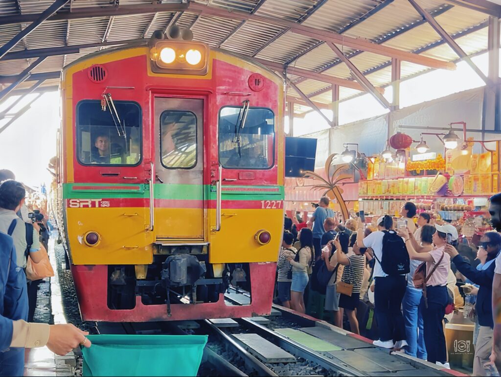 泰國｜帶你看KKday水上市場、鐵道市集、網美餐廳一日遊值不值得