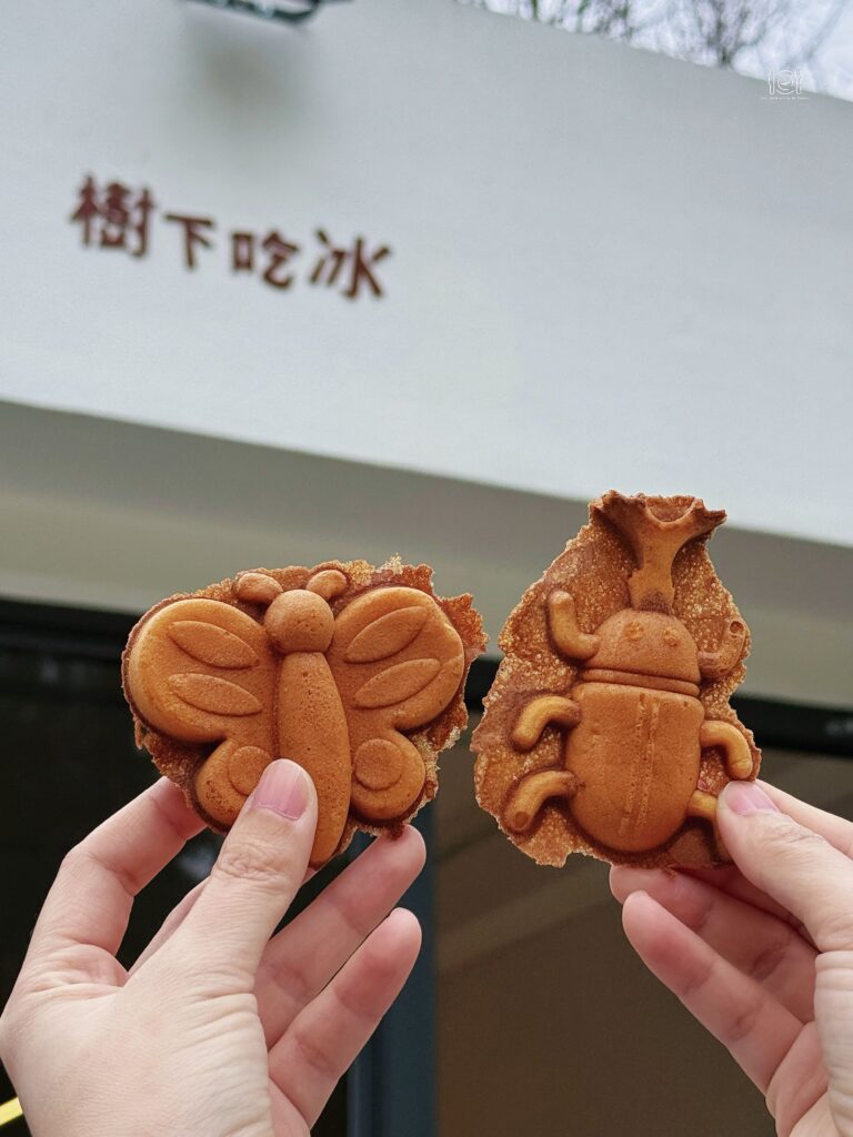 除了可以購買香氛產品以外,現場還可以親手製作浴球。未來也有機會有調香水的 DIY,光聽就很期待!