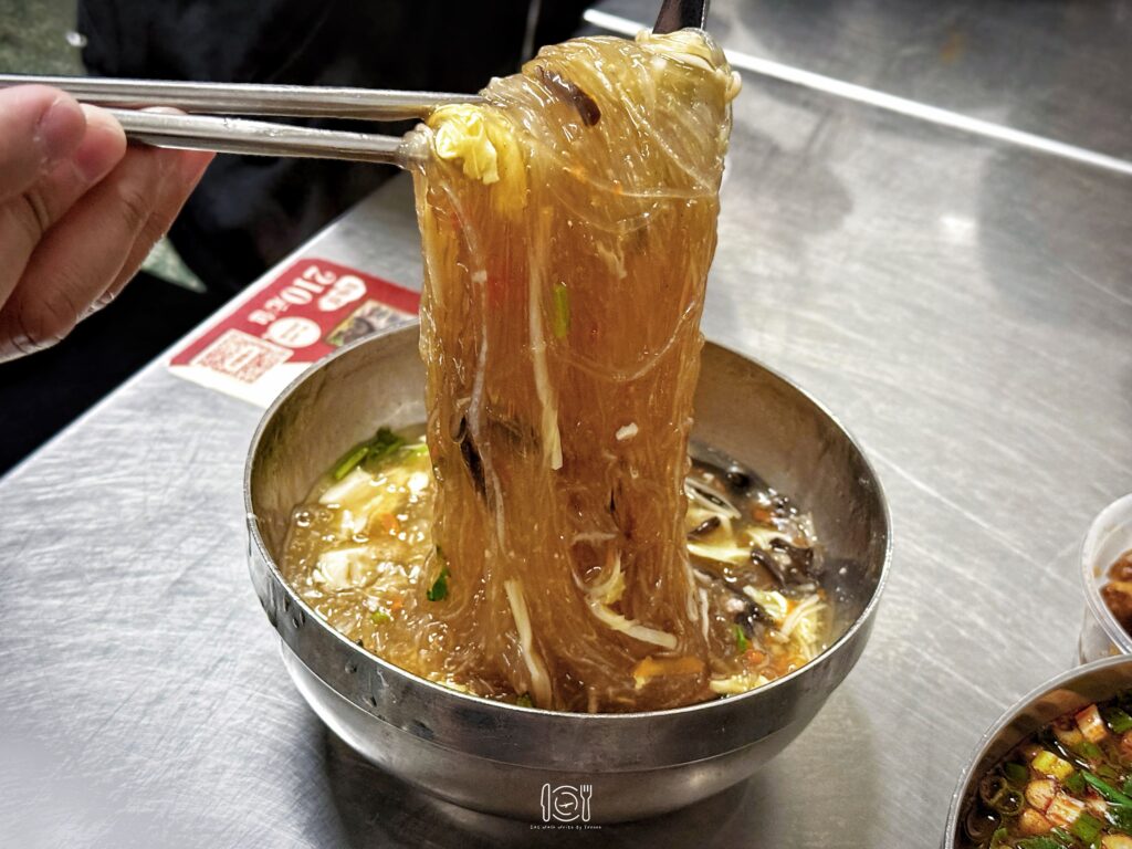 桃園｜中壢宵夜推薦！永川牛肉麵：24小時營業還免費加湯加麵太佛心