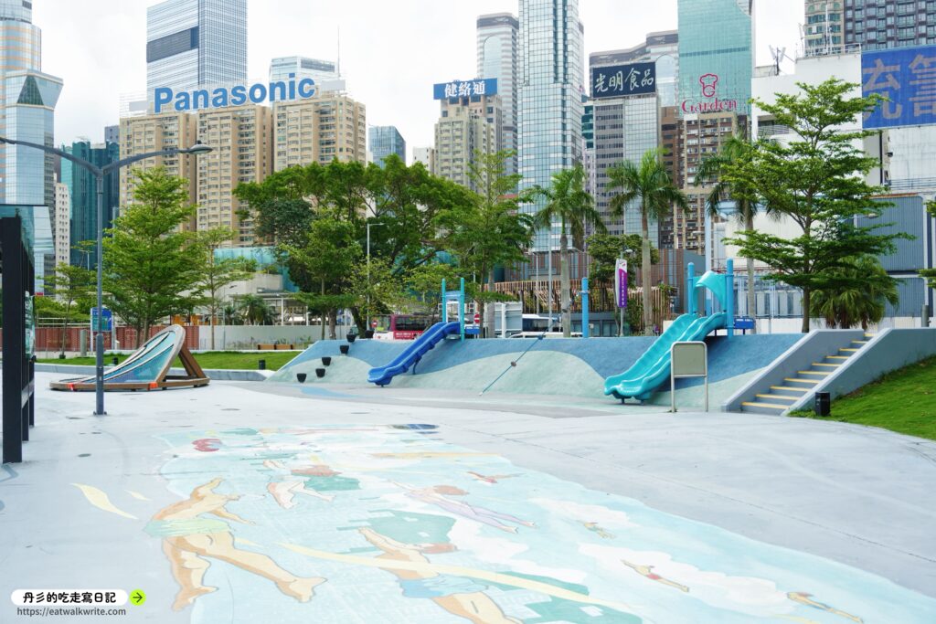 香港｜維多利亞港小電視&灣仔海濱站，一出站就是海的絕美景觀不能錯過