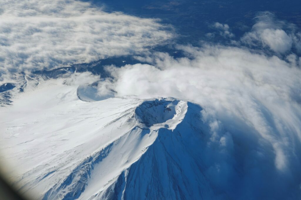 飛機上看富士山