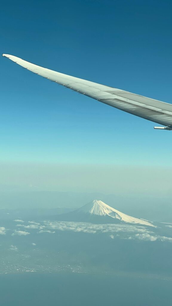 飛機上看富士山