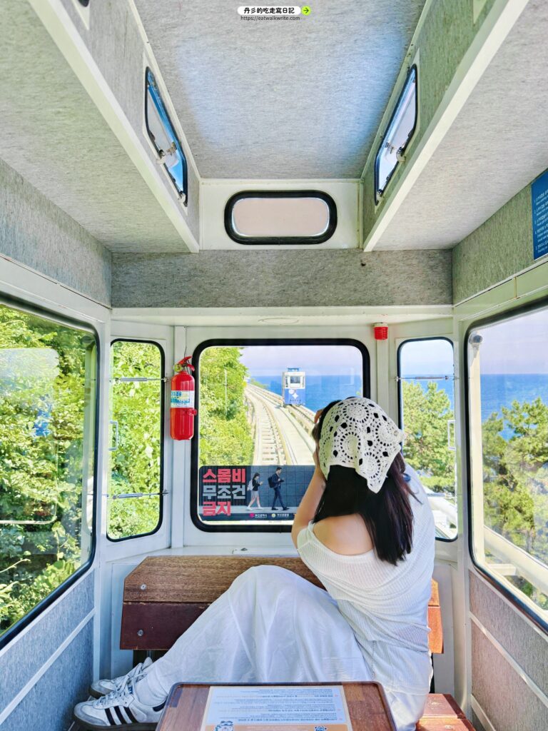 韓國釜山膠囊列車