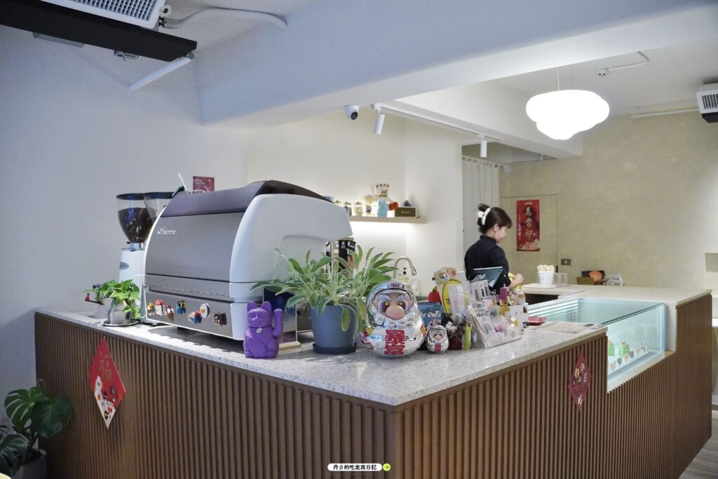 圓山捷運站咖啡廳推薦：漫嶼Manyu店面裝潢