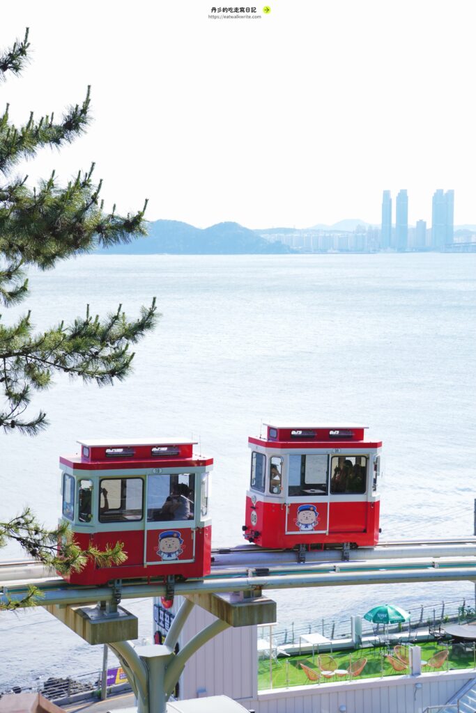 韓國釜山膠囊列車