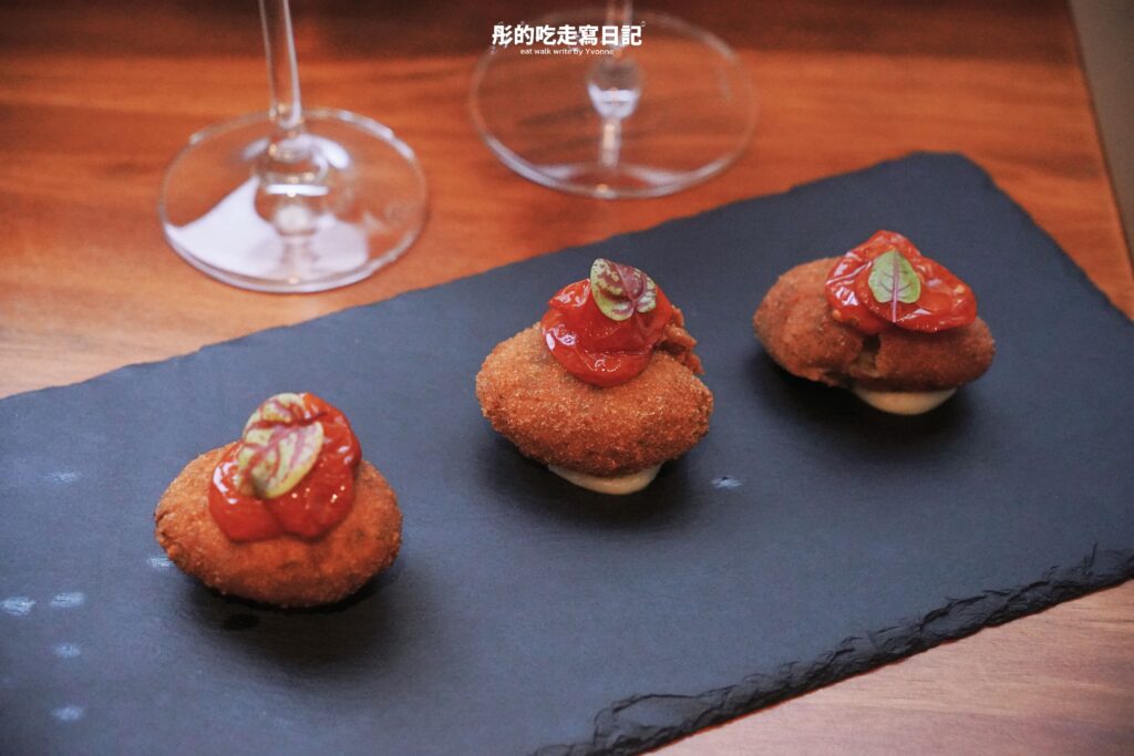 深杯子炸牛肉丸